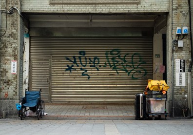 萬華房市急凍、商圈全歇業...房仲：疫情延燒三個月恐現倒店潮