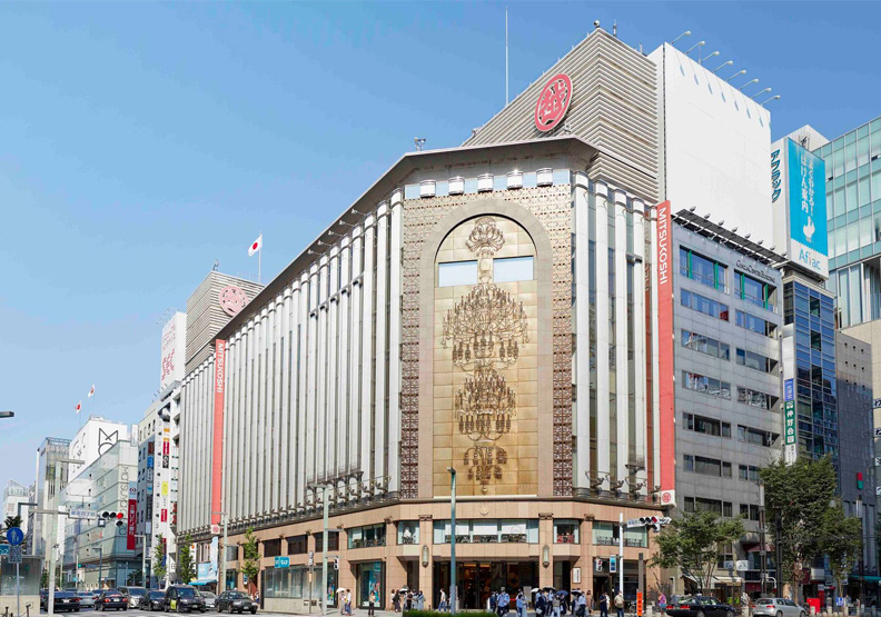 疫情之下的銀座三越伊勢丹百貨。