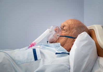 疫情下的遺憾……91歲爺爺離世前仍自責「害全家被隔離！」