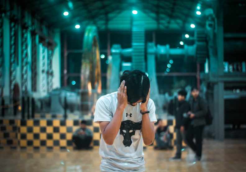 面對各種選擇、進行判斷時，個人特質其實是雜訊的來源。該如何減少雜訊干擾？僅為情境配圖。圖片來自unsplash