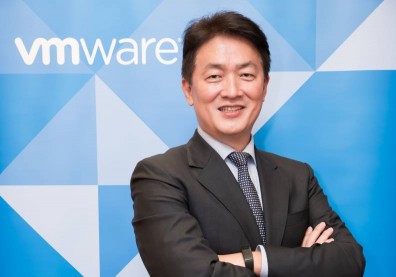 【大老闆x看疫情】VＭware台灣陳學智：混合式工作成常態，協助客戶擁抱變化