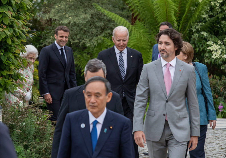 拜登能夠重建美歐團結嗎?圖片來自Flickr by madison.beer