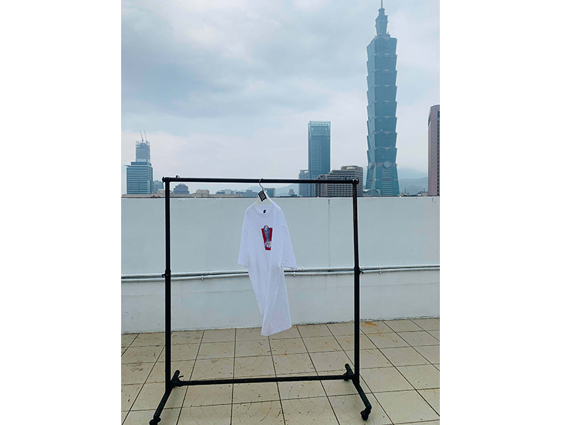 柯瑋倫在家工作時期，主要都在專想行銷點子。（圖／AllenKo3）