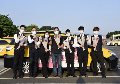 神隊友助攻！台灣大車隊攜手Lenovo推「一鍵叫車平板」優化服務