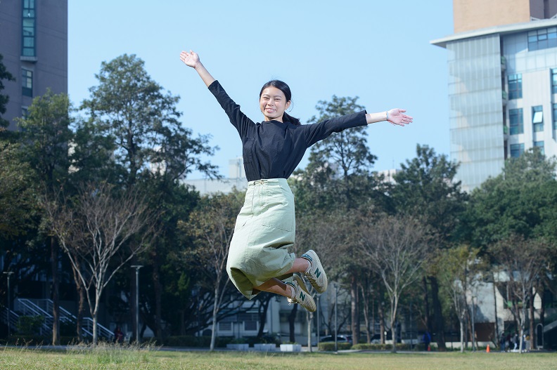 社會關懷行動家得主，馬來西亞僑生李慧穎。