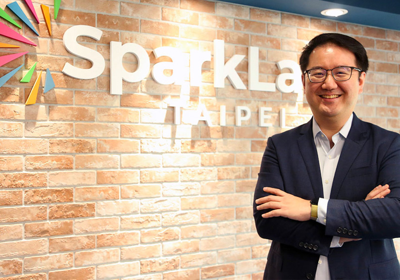 圖／邱彥錡帶領的SparkLabs台北站，二年多就扶植了兩家新創企業出場。張智傑攝
