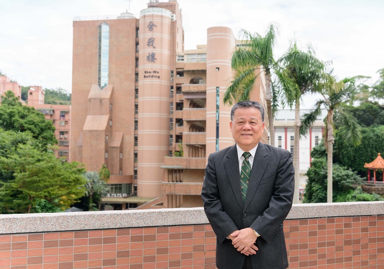 圖 / 世新大學校長吳永乾表示，世新的辦學特色為「數位傳播貫穿各學門、數據智能結合各專業」非新聞傳播相關科系也要知道數位傳播技能，以因應將來職場上之挑戰。