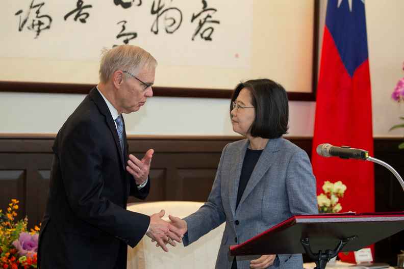 總統蔡英文2019年接見卜睿哲。總統府提供