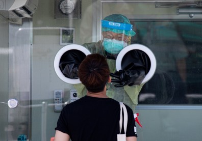 快篩開放聲聲慢 「惜篩如命」損威信