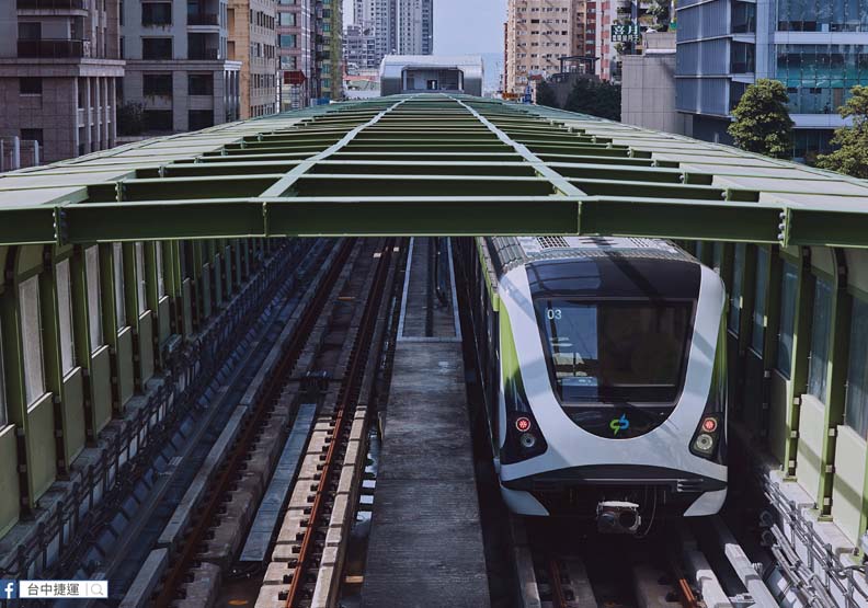 剛通車的台中捷運運量也受到影響，取自台中捷運FB。