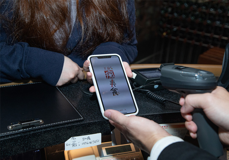 王品瘋美食App。池孟諭攝