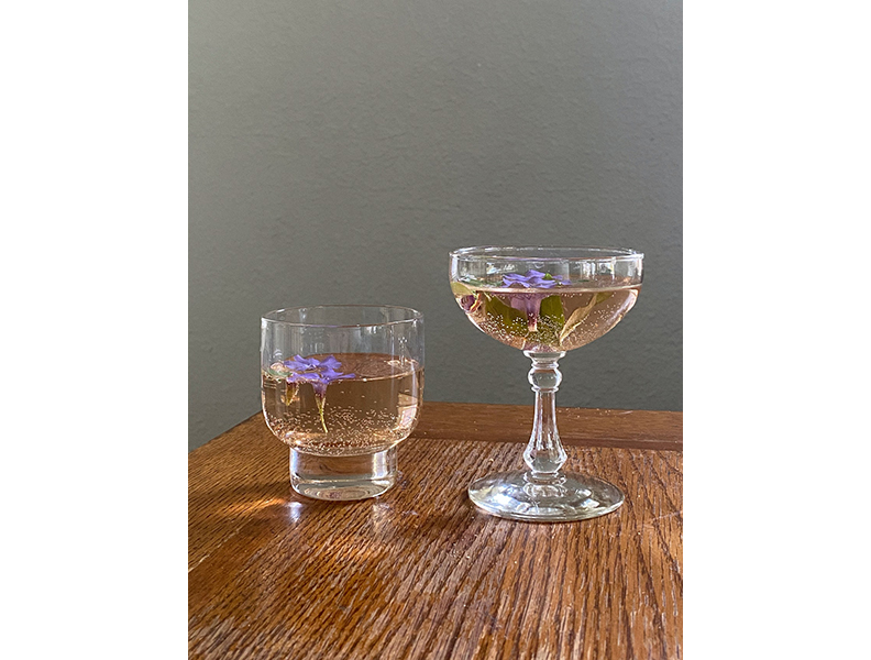 「重新思考」並不意味著改變想法,而是花點時間反思。僅為情境圖。取自pexels。