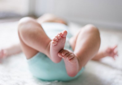 國內最新研究：冬天出生寶寶易髖關節脫臼，發生率是夏天寶寶２倍