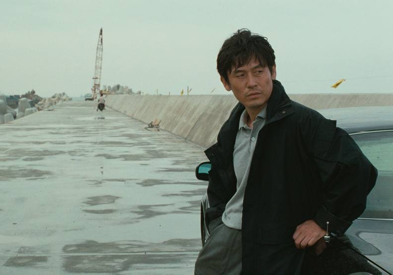 薛耿求的演技非常完美。Applause