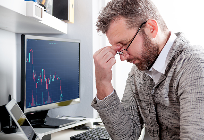 別因為意志不夠堅定而改變原來的投資策略。僅為情境圖,取自shutterstock