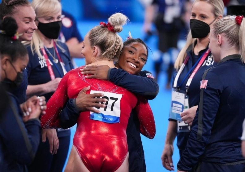 取自Simone Biles推特。