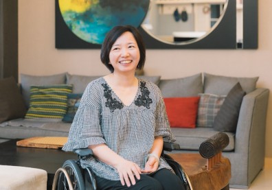 事業家庭美滿，49歲卻意外癱瘓！陳惠珠：人生下半場從甜點變苦瓜時，怎麼辦？