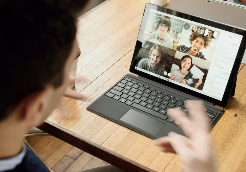 台灣職場僅僅形式上的數位轉型,心態還未適應新的工作型態。Unsplash