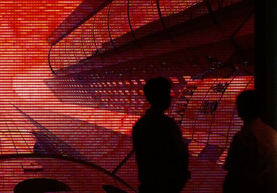 科技巨人整隊上陣