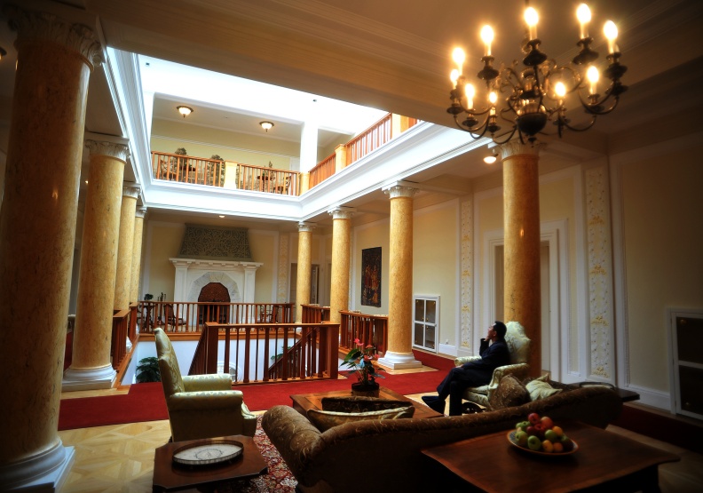 完修後的古堡,內部格局盡顯古典式的華麗優雅!陳應欽攝影