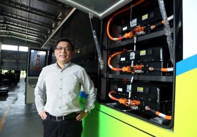 劍指美日電巴市場！唐榮車輛結盟宿敵打群架