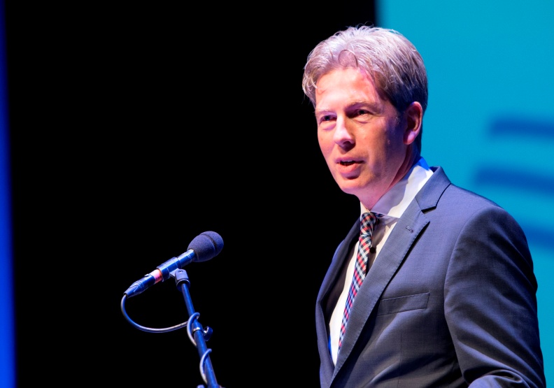 Wetsus學院執行董事柏斯塔指出,水科技在水質部分可以研究醫療用水,也能切入半導體用水。Wetsus提供