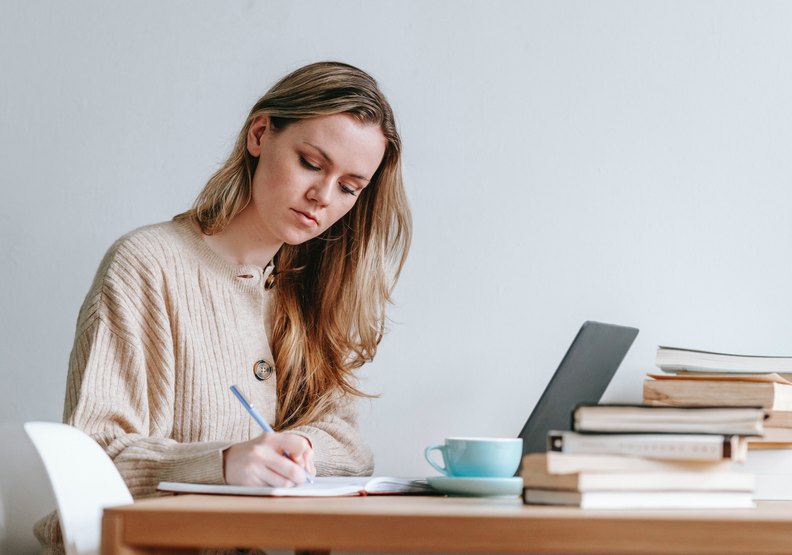 刺激我們的大腦。pexels