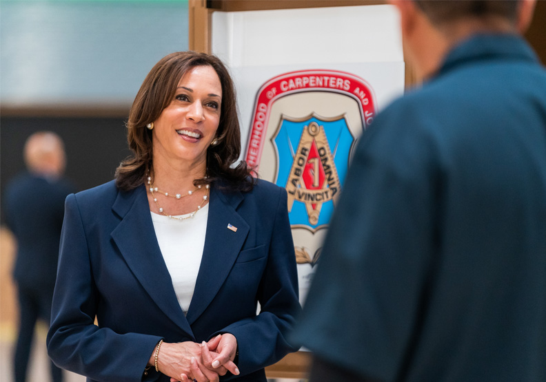圖／美國副總統賀錦麗（Kamala Harris）任內首度出訪東南亞，卻在越南河內遇到「哈瓦那症候群」攪局。Flickr by The White House