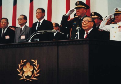 郭台銘發文追憶蔣經國、感念他50年前遠見