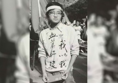 「弟弟在天安門前」一位打算移民美國的青年，決定留下來抗爭