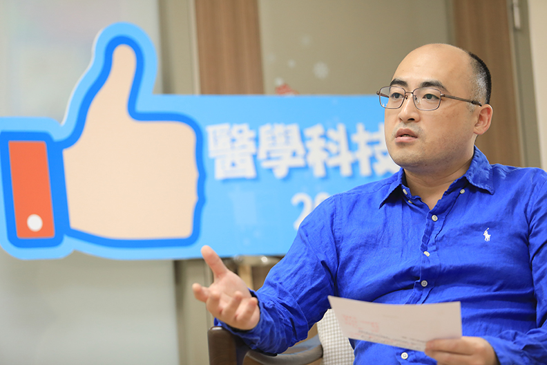 國立中山大學醫學科技研究所副教授楊閎蔚。