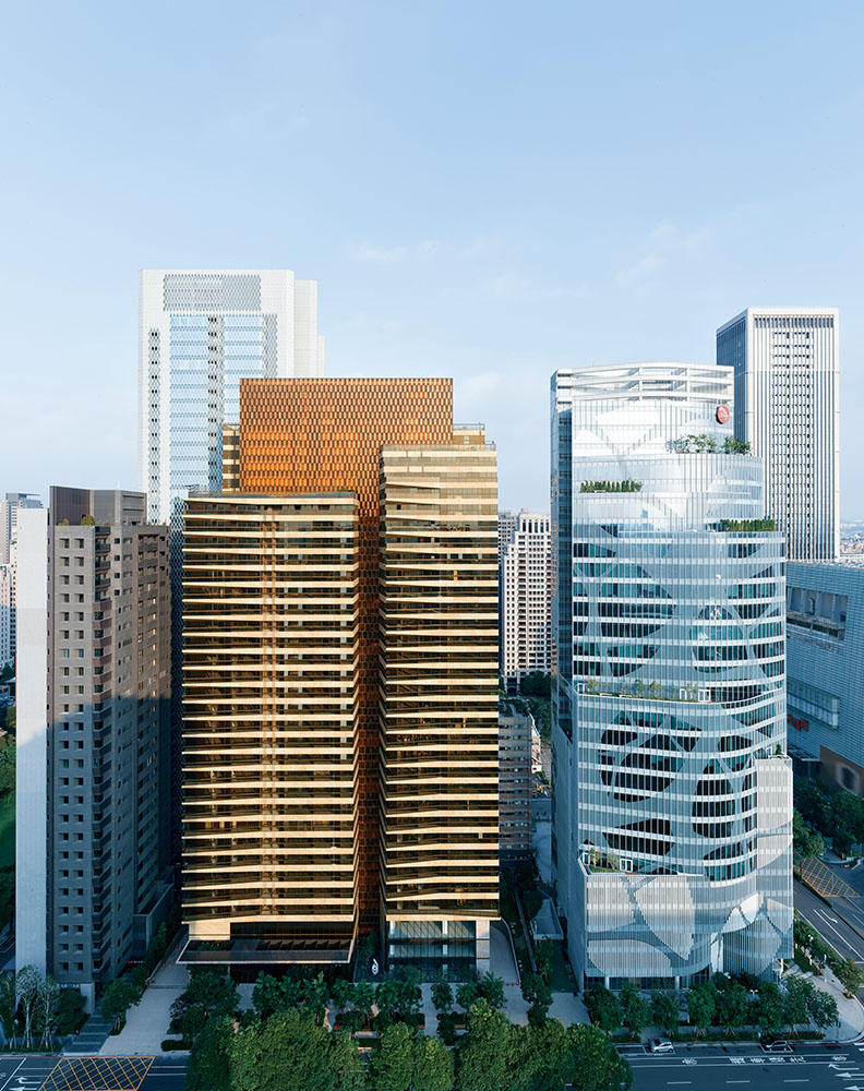 大陸建設與寶格麗飯店御用建築師Antonio Citterio共同攜手為台中打造最頂級的住宅「宝格」、「丽格」。