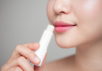 防曬護唇膏塗心安？３症狀小心皮膚癌，醫師分享挑選關鍵