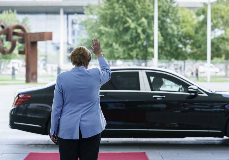 梅克爾即將揮別政治舞台,一舉一動仍受世人矚目。取自德國聯邦政府官網