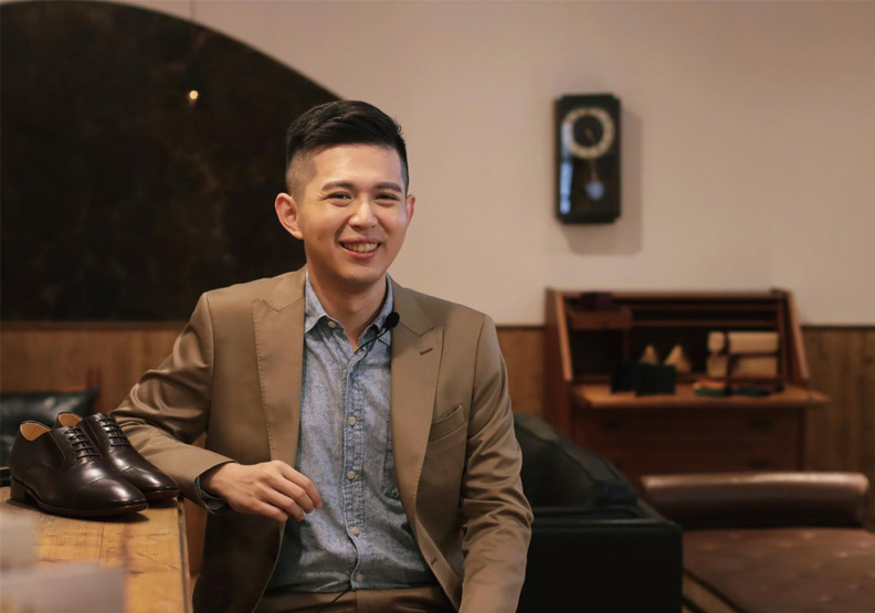 浩爾提醒年輕人，嘗試新領域時要注意累積性，才能帶來成長。浩爾譯世界提供