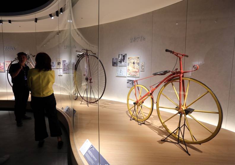 自行車發明至今約200年，台灣不僅參與了這場「產業」盛宴，還蛻變成全球第一大高階自行車製造基地。（圖為巨大自行車文化探索館）張智傑攝