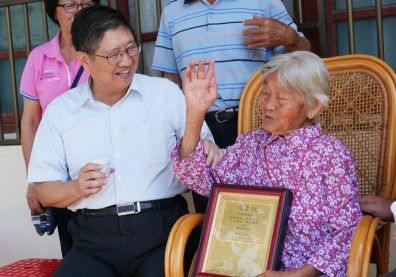 營造銀髮友善城市 新竹縣長照2.0不停前進