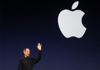 澤倫斯基、賈伯斯、臉書吹哨者，他們有何共同點？