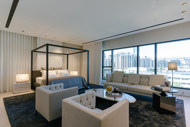 澳洲設計師Jo Lawless為屋主形塑宛如在澳洲黃金海岸渡假的風格，讓回家即是享受。