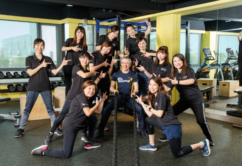 游能俊的「能GYM健身房」,帶領病人和員工養成規律運動好習慣。游能俊提供