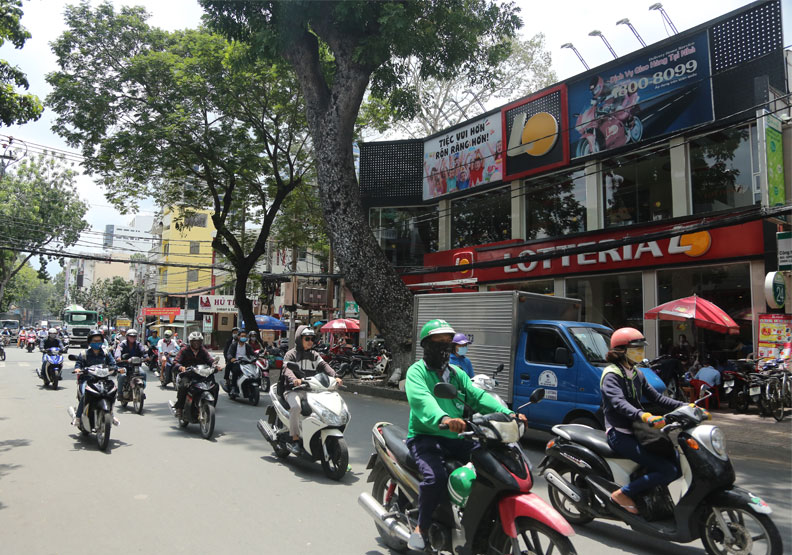 越南產業雖也受疫情影響，但已逐漸復甦，有翻身的跡象。張智傑攝