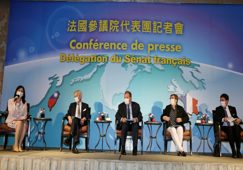法國參議院的「台灣交流和研究小組」5日來台,預計11日返法。外交部提供中央社照片