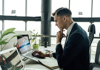 當「職涯緩衝」成顯學，騎驢找馬會更好？