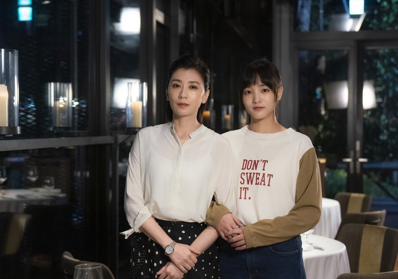 賈靜雯和王淨的好表現，讓她們共同入圍最佳女主角。華映