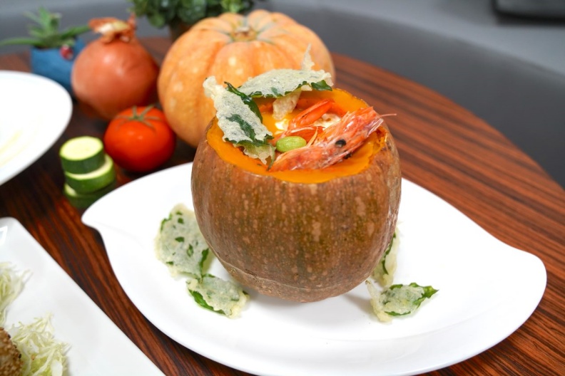 南瓜海鮮濃湯。中國醫藥大學新竹附設醫院提供