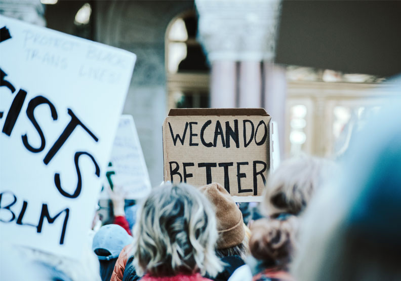 圖／Unsplash by Sandra Seitamaa