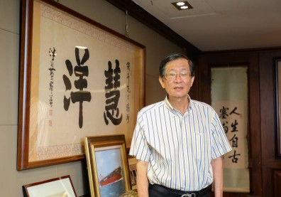 散裝船王霸氣進擊，慧洋拉滿風帆再破浪