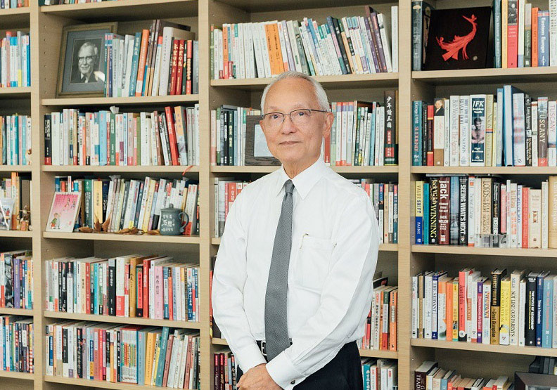 鬼門關前走一遭後的思索！82歲和信醫院院長黃達夫：人如何活得很健康，走得有尊嚴？