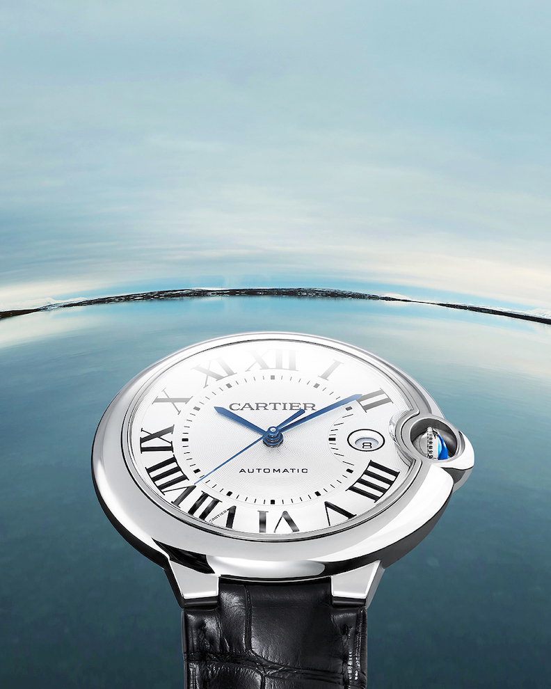 Ballon Bleu de Cartier 腕錶於2007年誕生，不僅擁有鮮明個性，而且佩戴極其舒適，男女皆宜，很快就締造空前佳績，並成為卡地亞的經典作品之一。