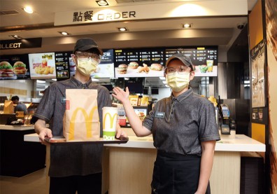 麥當勞招募逾千正職大軍，「三好」算盤究竟怎麼打？